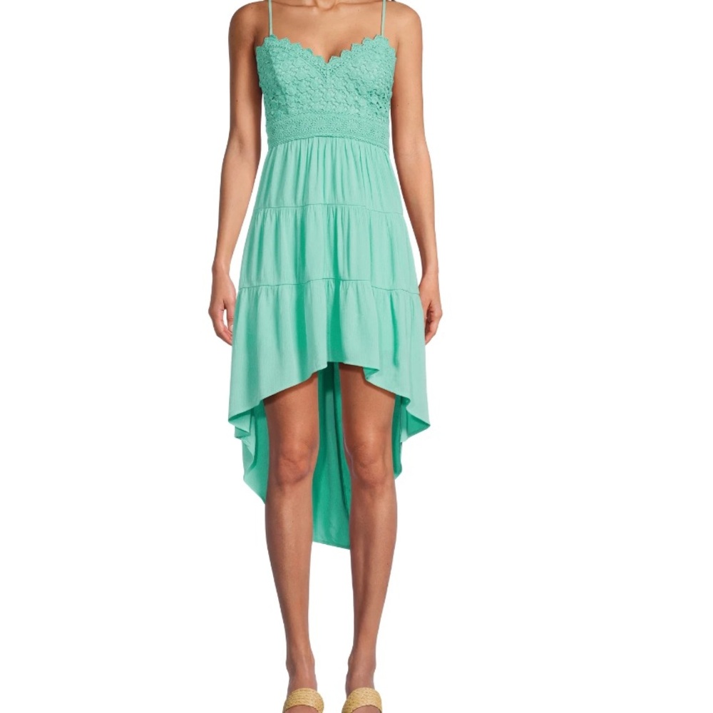 Sleeveless High Low crochet dress Size Medium 7-9